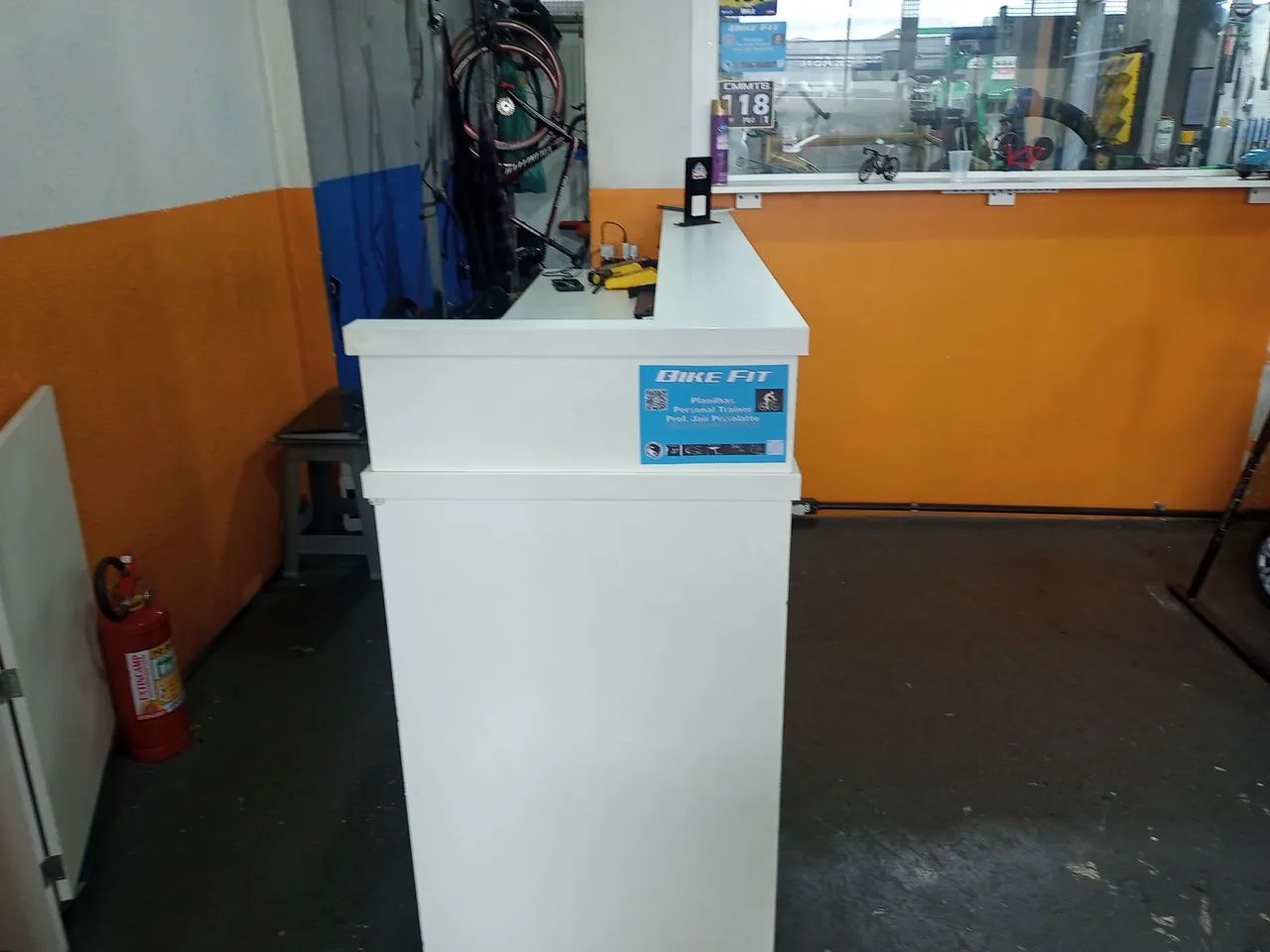 Balcão vitrine com caixa - Foto 4