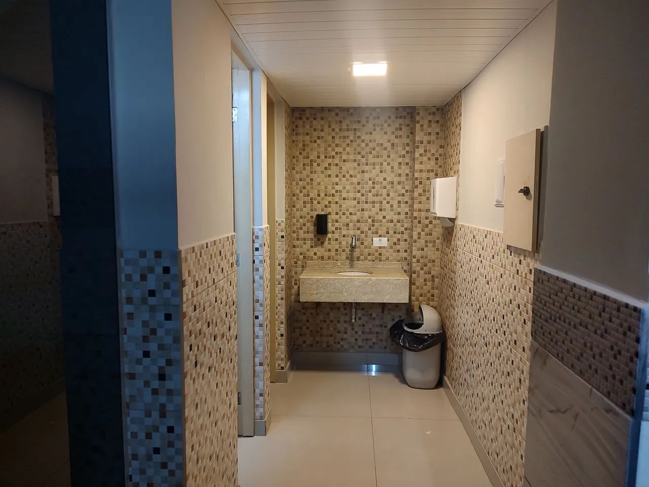 VENDO LANCHONETE/BAR SINUCA COM INSTALAÇÃO COMPLETA - Foto 4