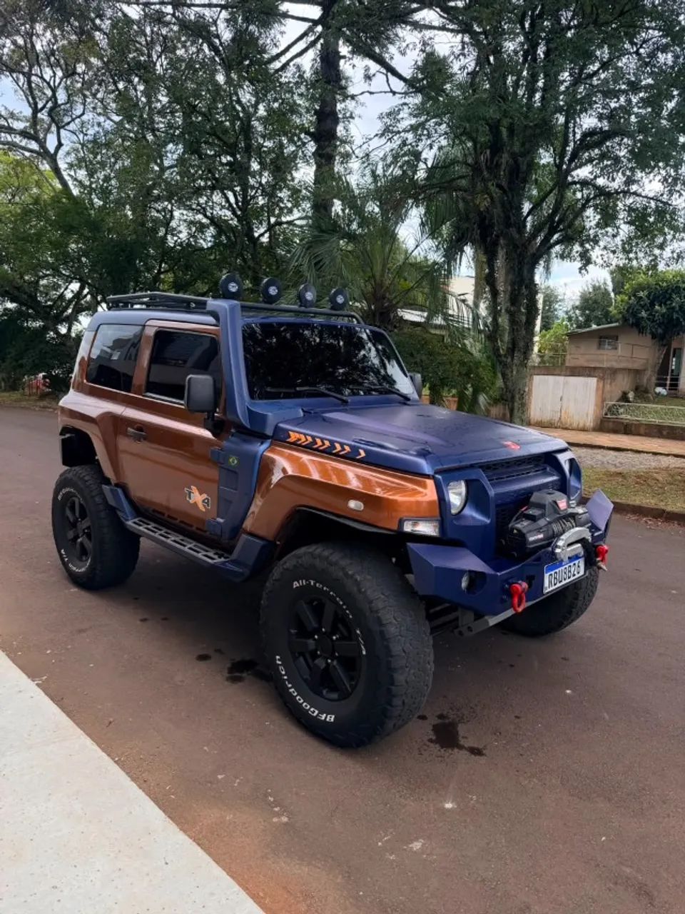 Troller T-4 2021
