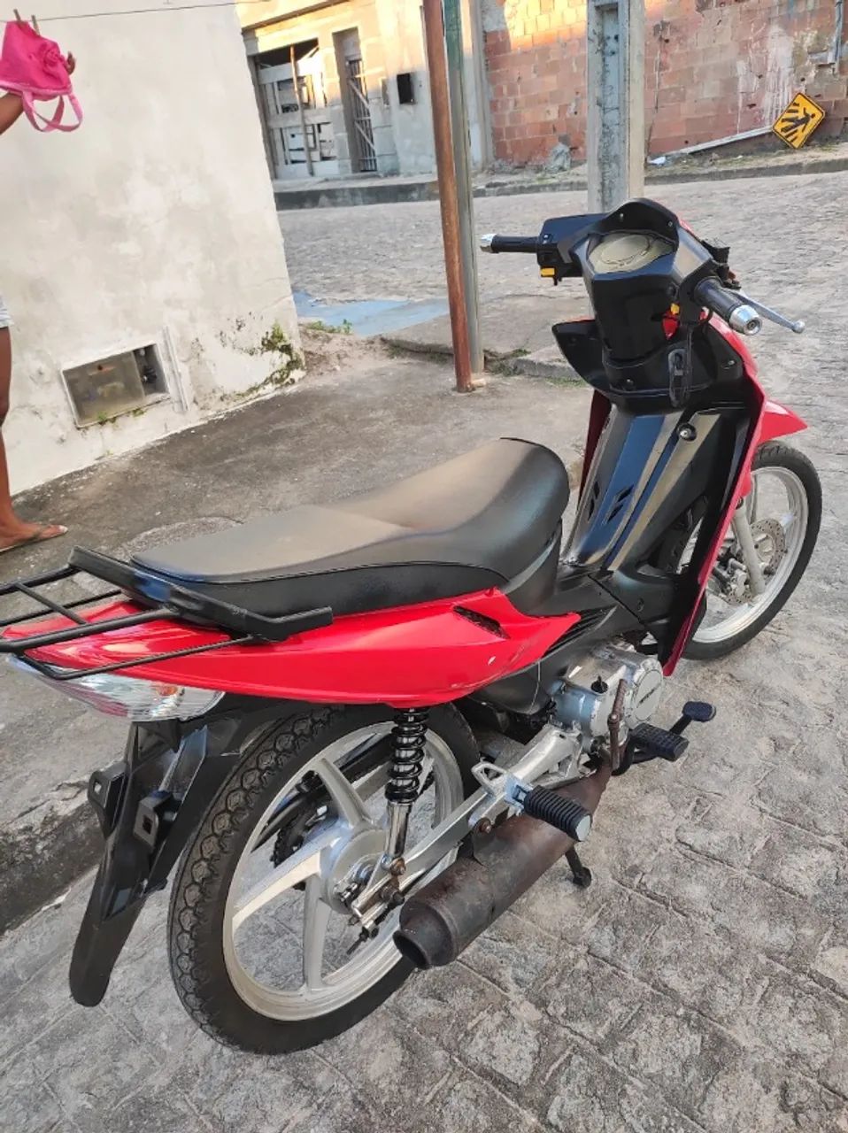 Cuida pra vender rápido chama *8