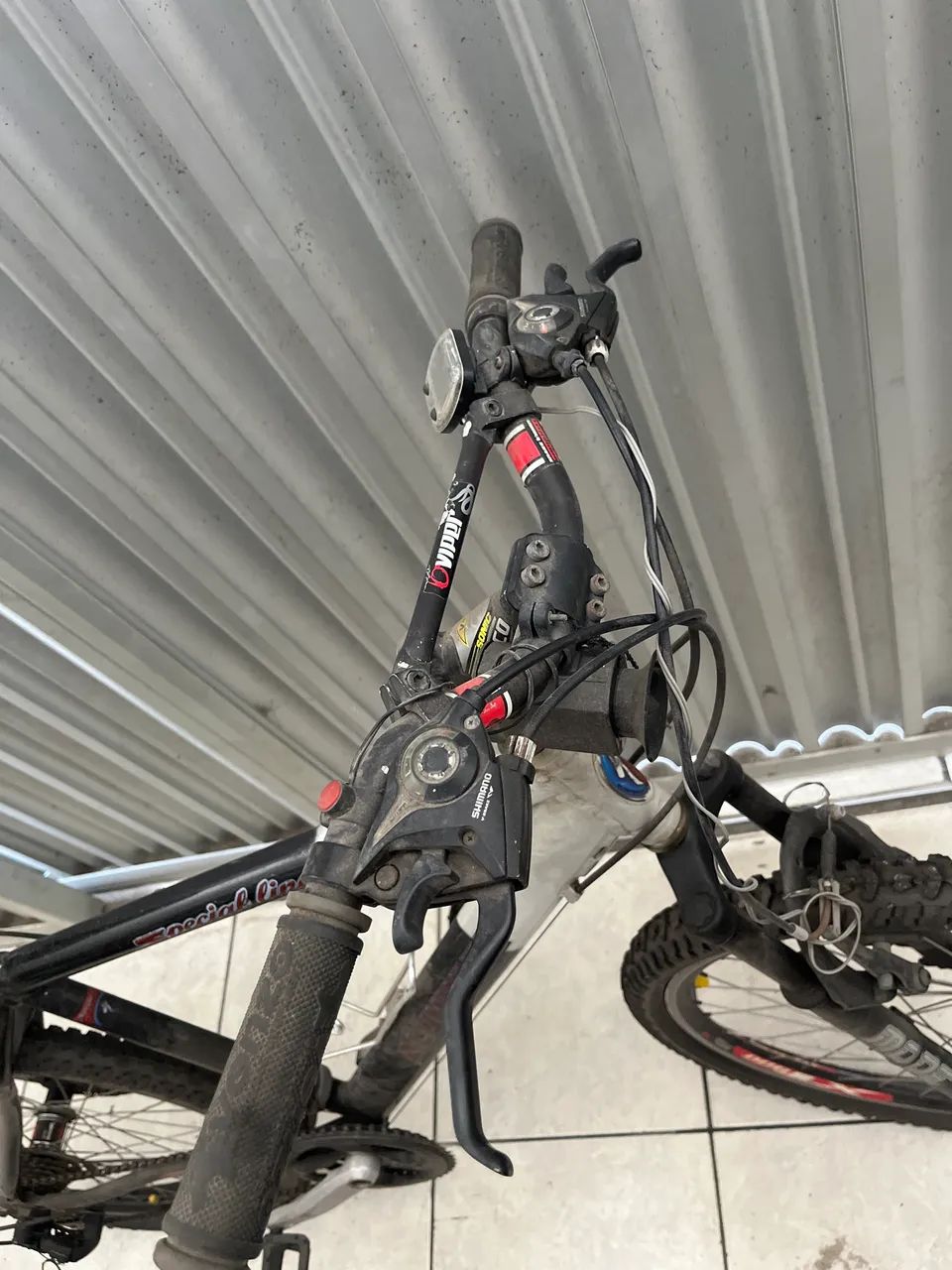 Bike alumínio com marca shimano - Foto 2