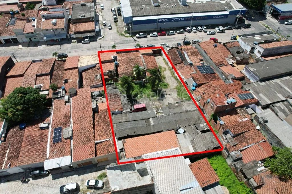 Área a venda no Alecrim - com 1.500m2 - Foto 3