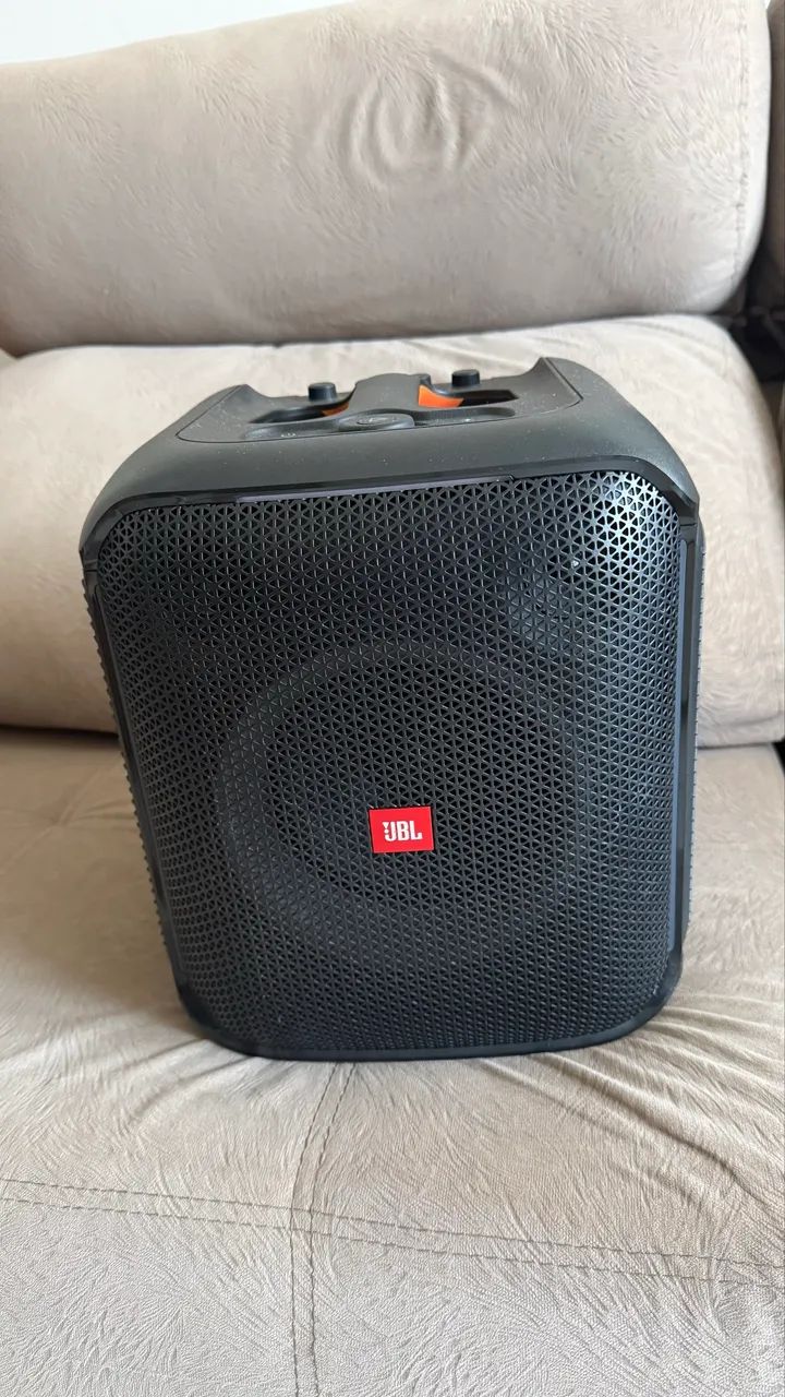 CAIXA DE SOM JBL COM 2 MICROFONES - Foto 5