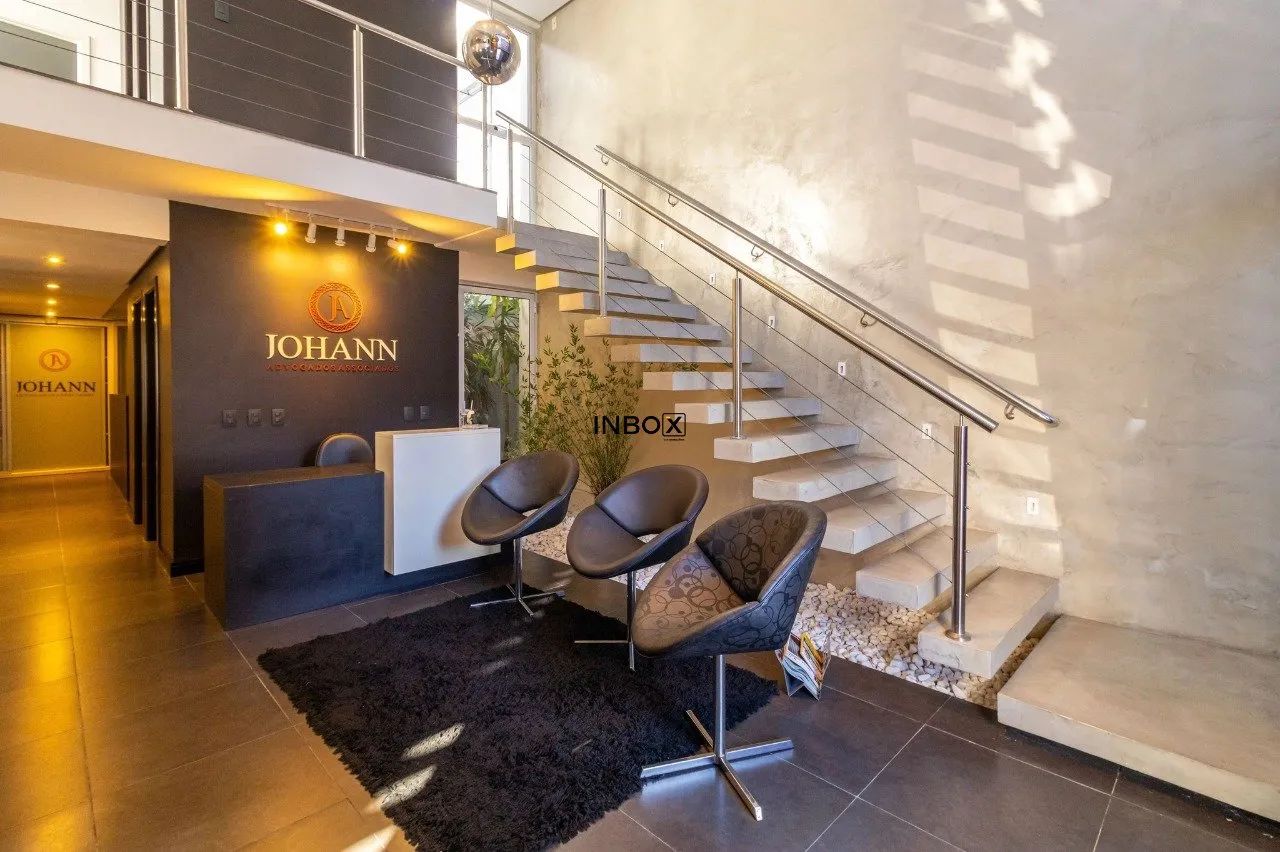 Casa Comercial com 235m², Auditório e 3 Vagas - Foto 2
