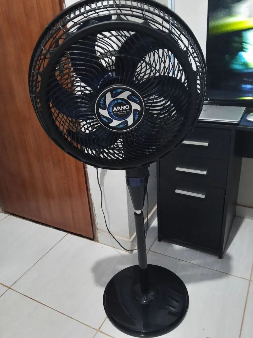 Ventilador de Coluna Arno - Foto 2