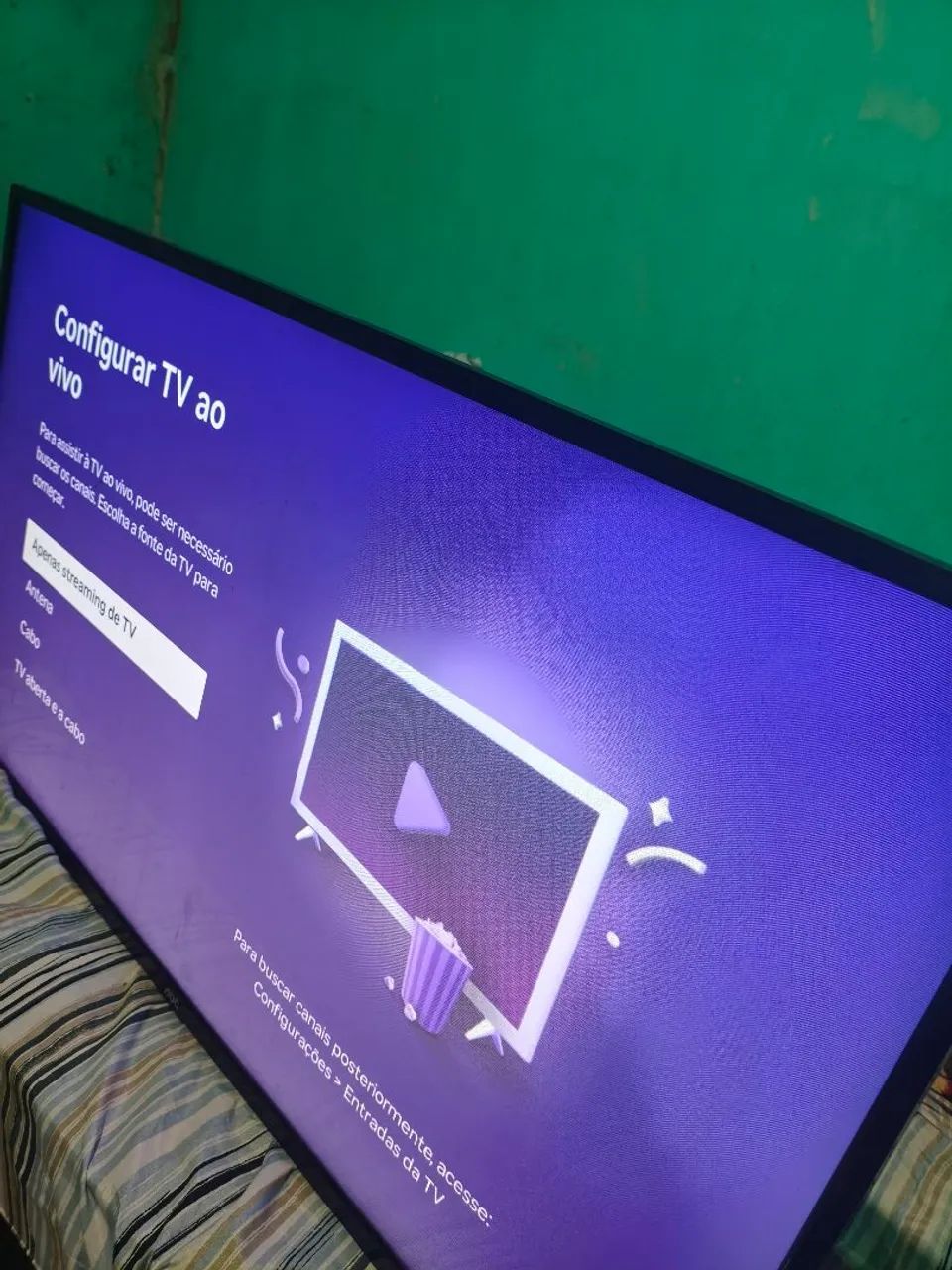 Vendo ou troco Tv Roku 43 polegadas  - Foto 2