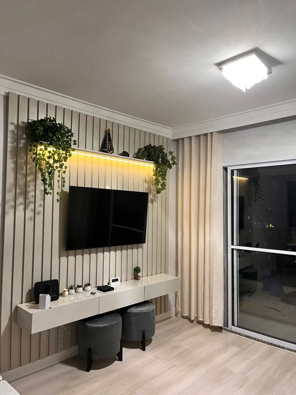 Painel Ripado com Rack e LED da Mobly - Foto 4