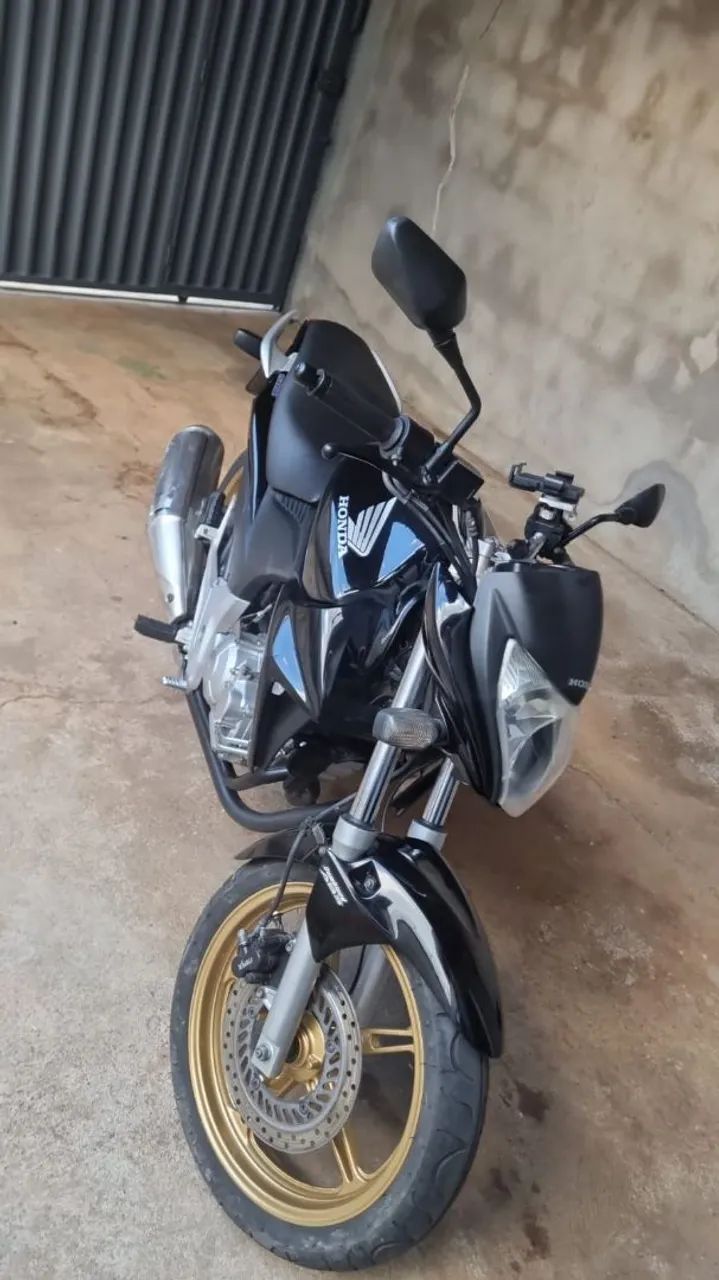 CB300  - Foto 3