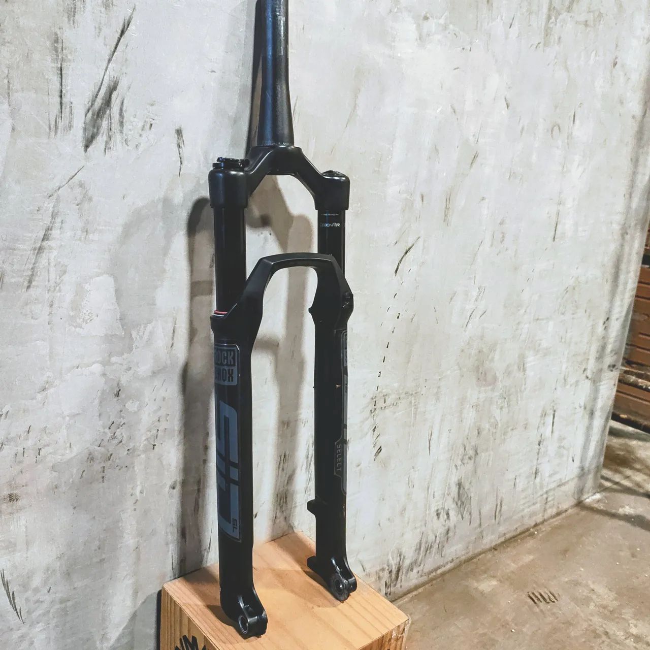 Suspensão Rock Shox Sid Select Boost - Foto 5