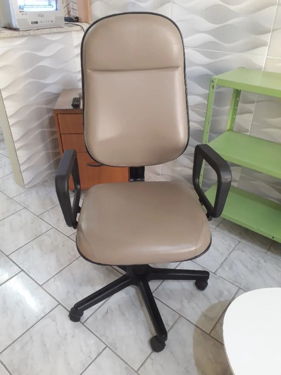 Cadeira de escritório - Foto 2