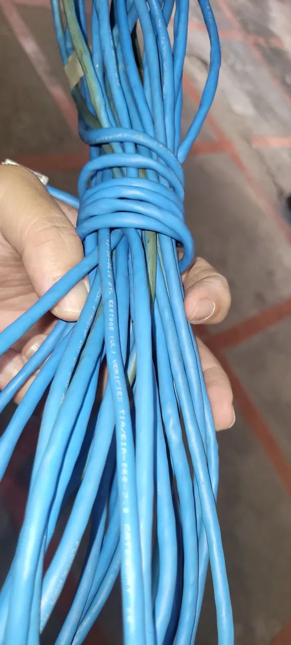 CABOS DE REDE PARA INTERNET CAT5E CRIMPADOS  - Foto 5