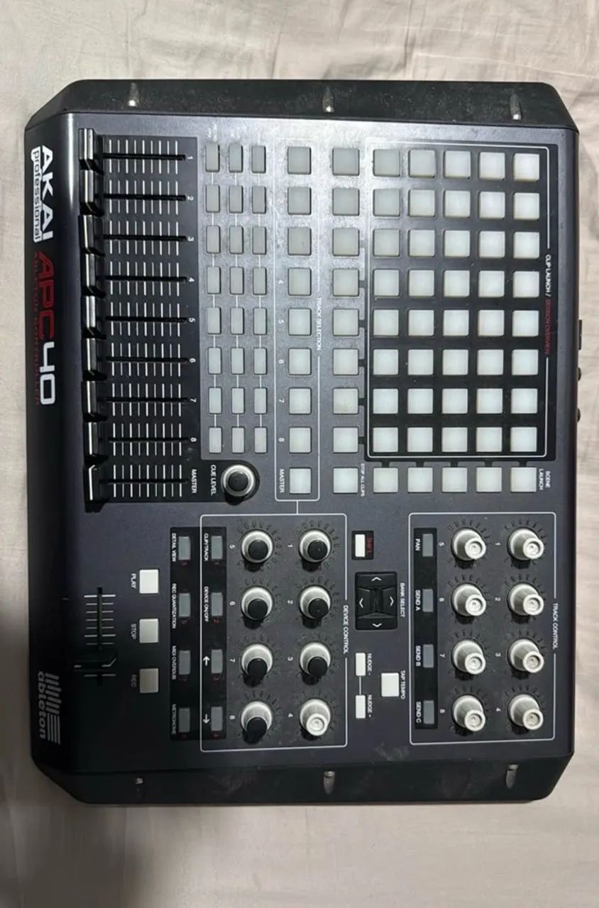 Controladora  midi apc40