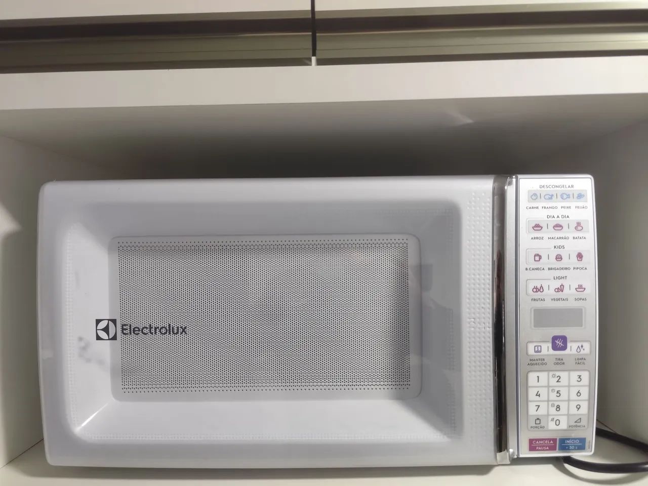 Micro-ondas Eletrolux MEO44 34L