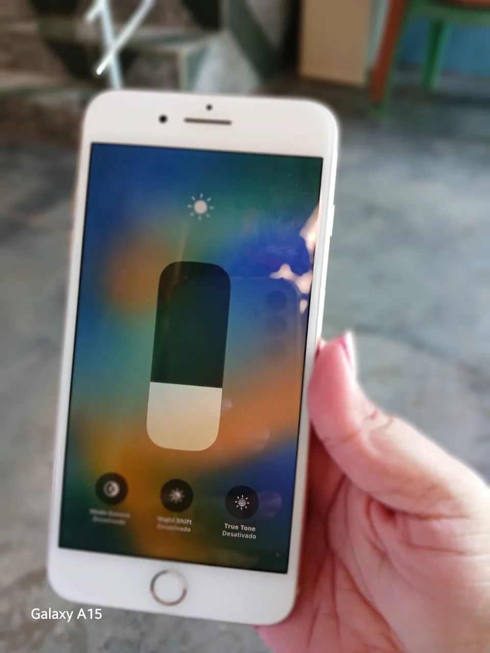 Vendo ou Troco iPhone 8 Plus semi novo  - Foto 5