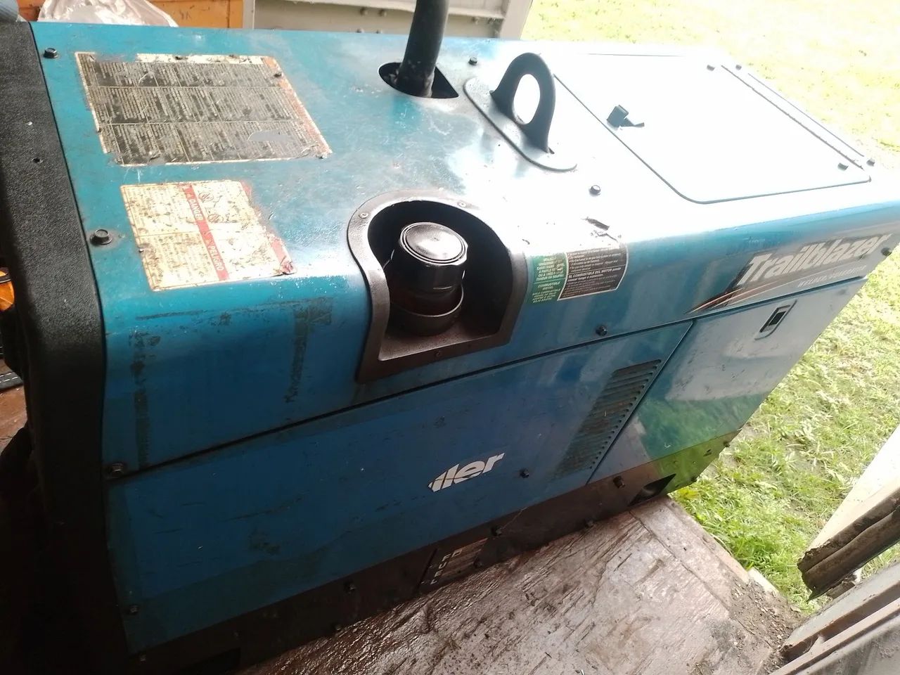 Gerador e Maquina de Solda TIG e Eletrodo a Diesel. Trailblazer l  - Foto 2