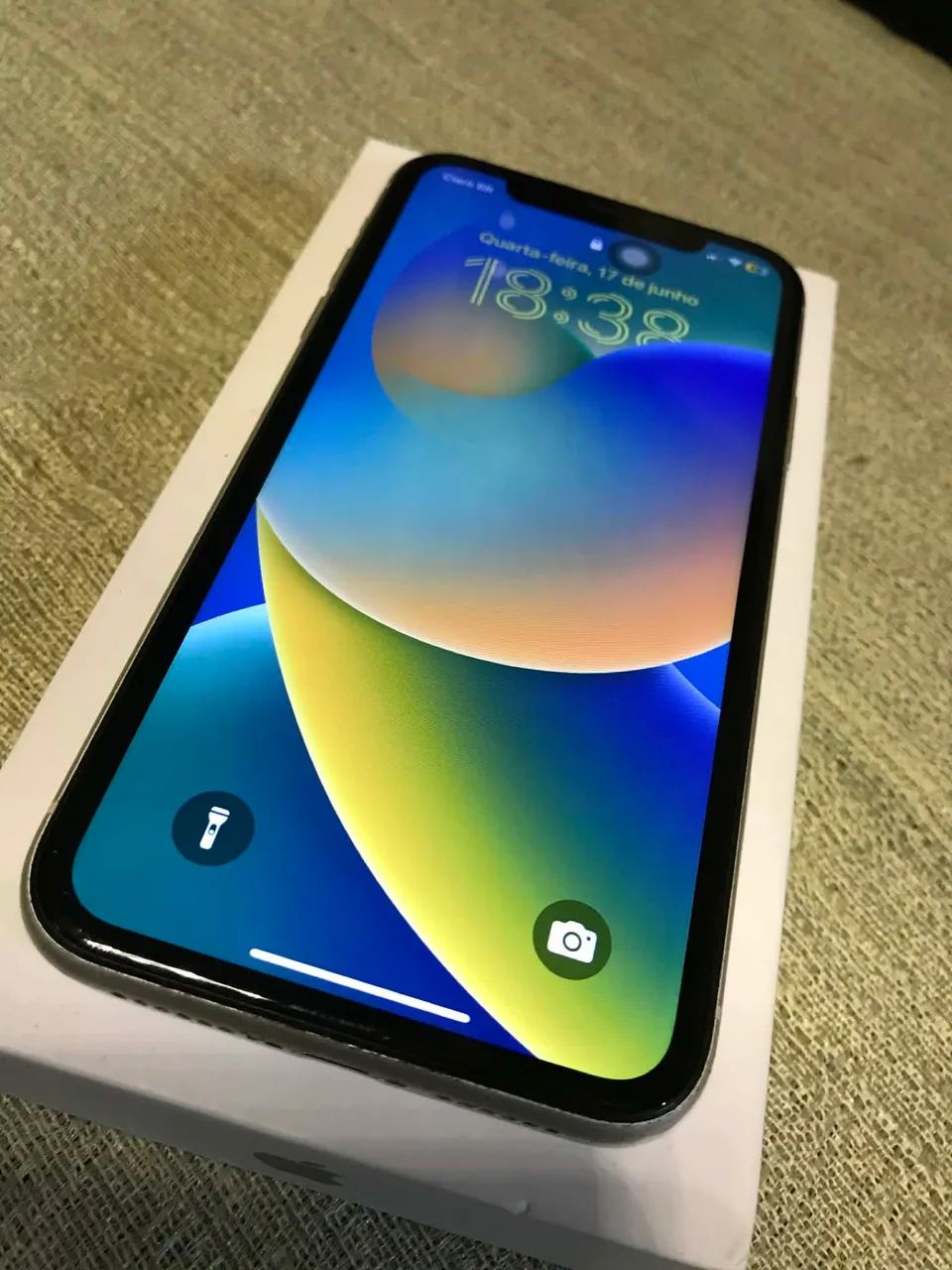 IPHONE 11 64 GB