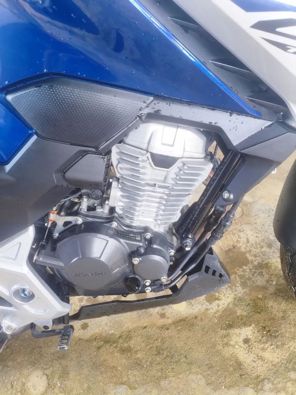 Honda CB 300F 2026 - Foto 4