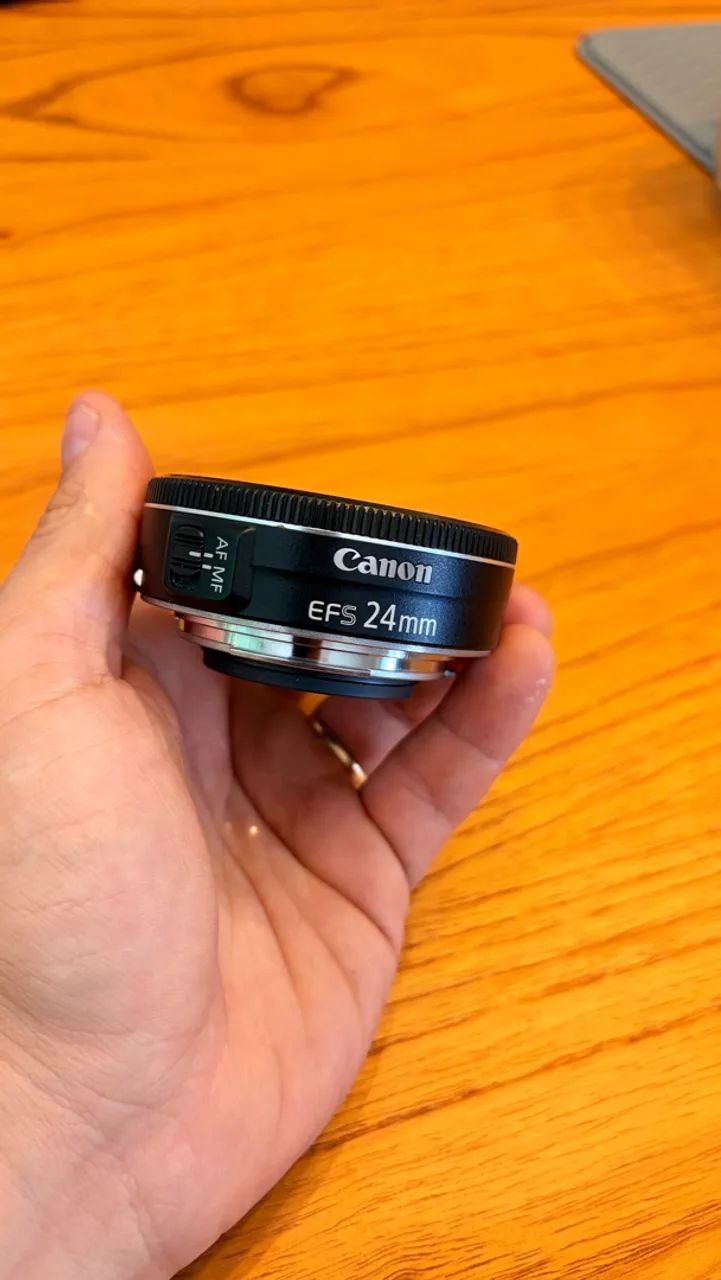 24mm Canon EF-S 2.8 - Foto 2