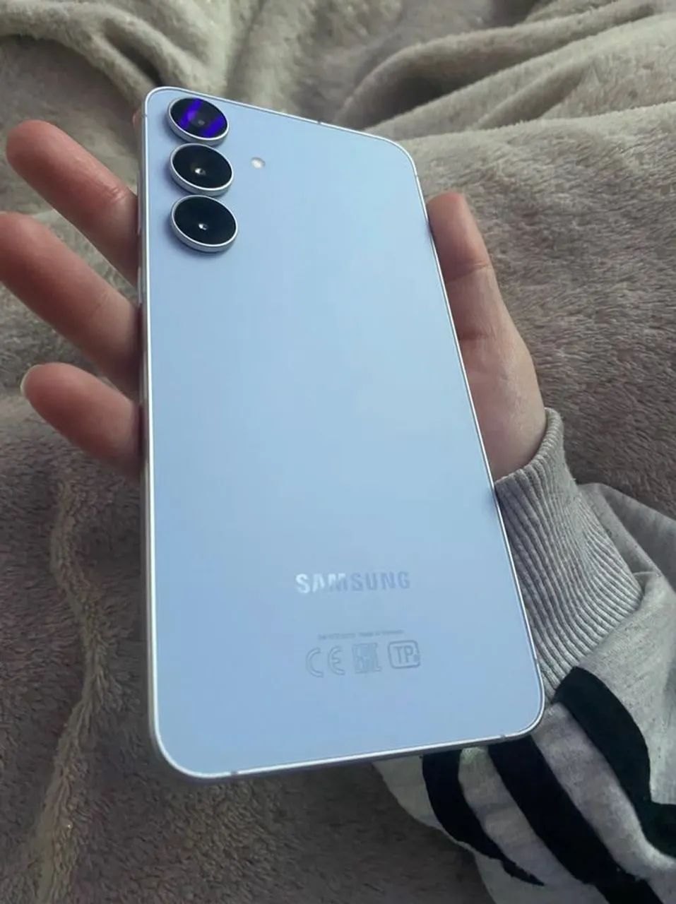 Samsung Galaxy S24 FE - Foto 2