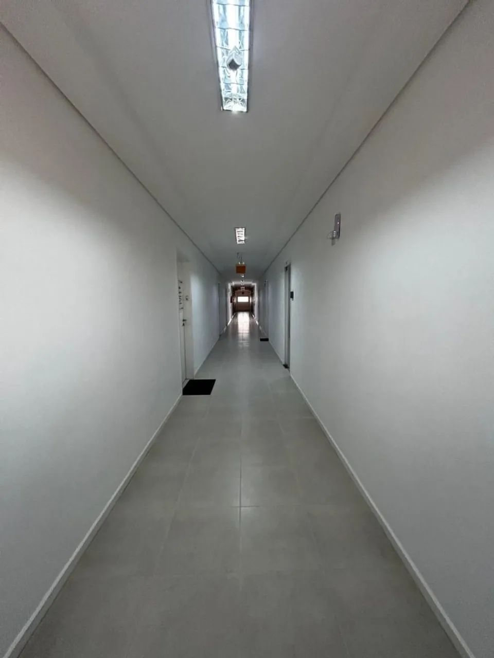 Sala comercial para alugar com 54 m² - Bairro Estreito, em Florianópolis. - Foto 4