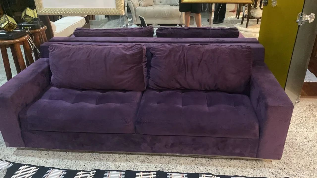 Vendo um sofá novo 