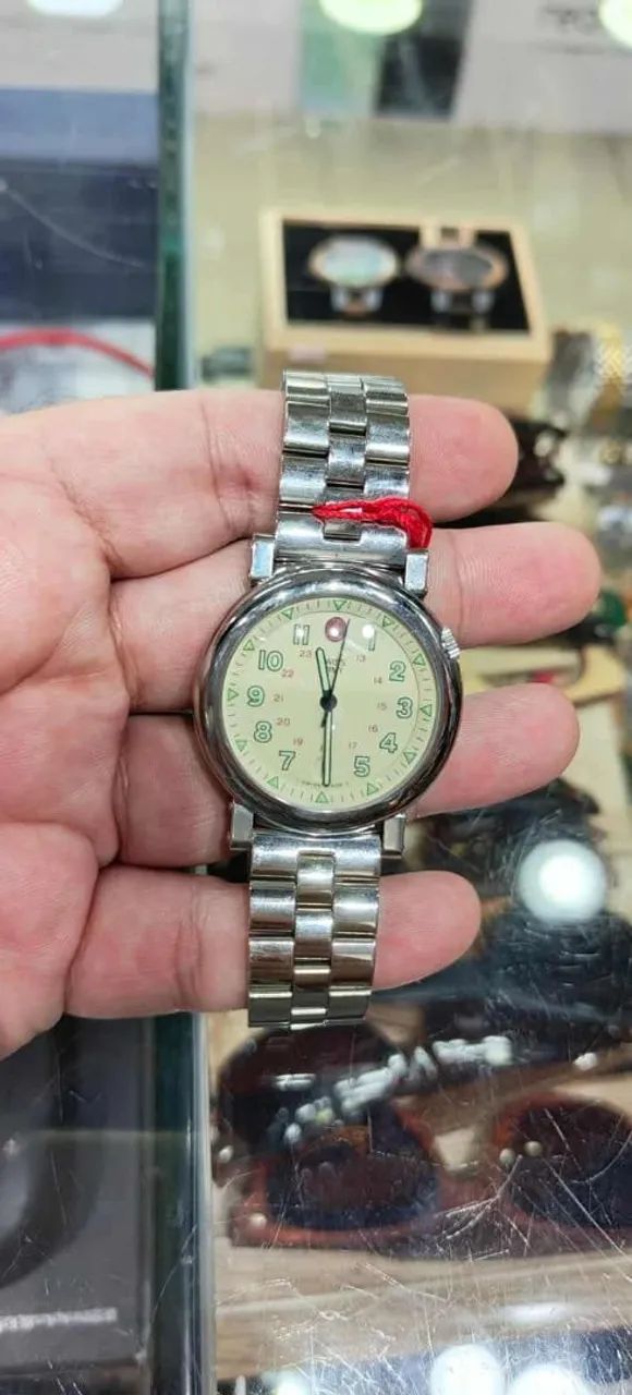 2 relógios originais Bulova e Swiss Army  - Foto 2