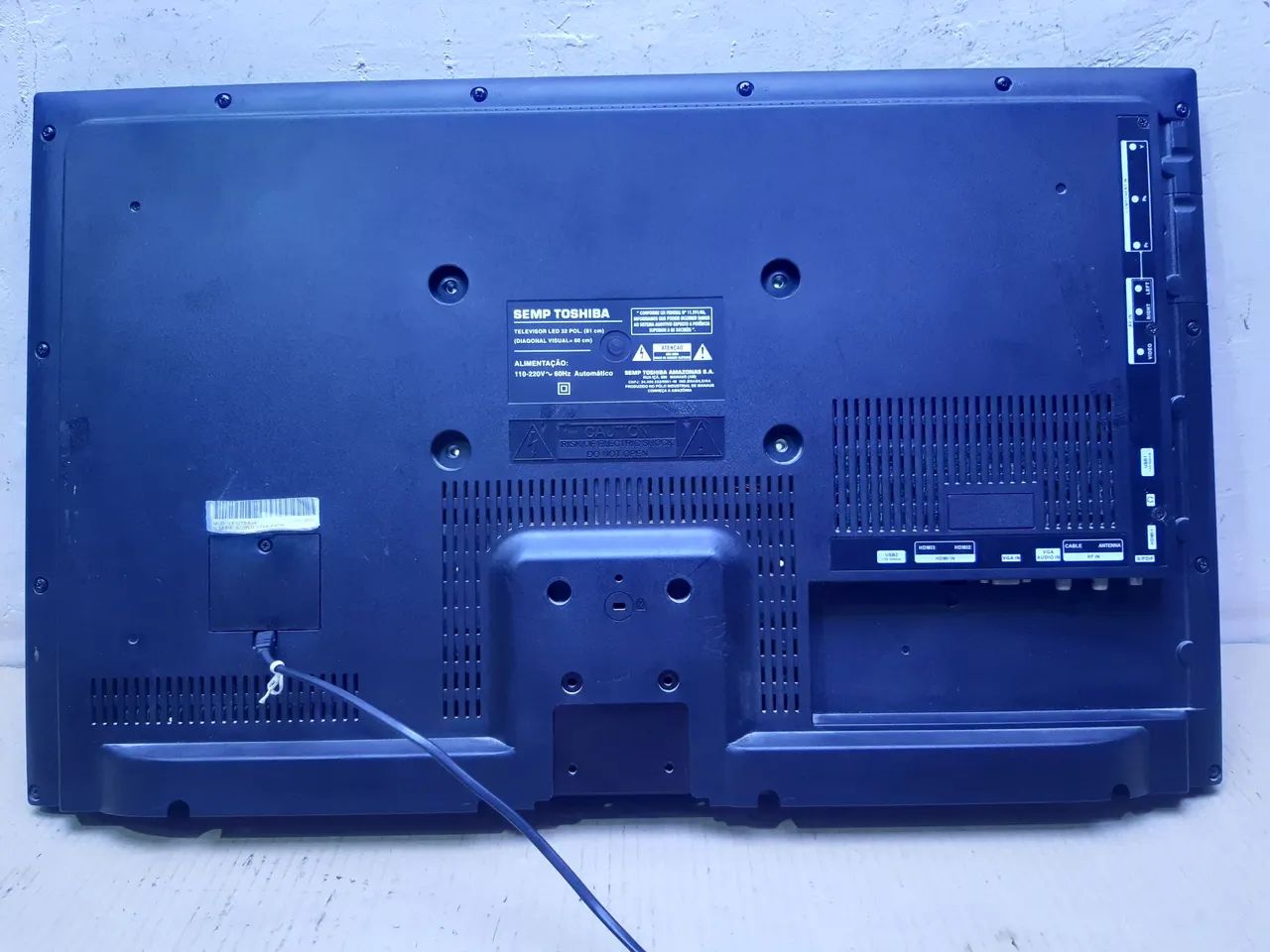 Tv 32 polegadas Semp imagem perfeitíssima. Entradas hdmi e conversor tv integrado.  - Foto 5