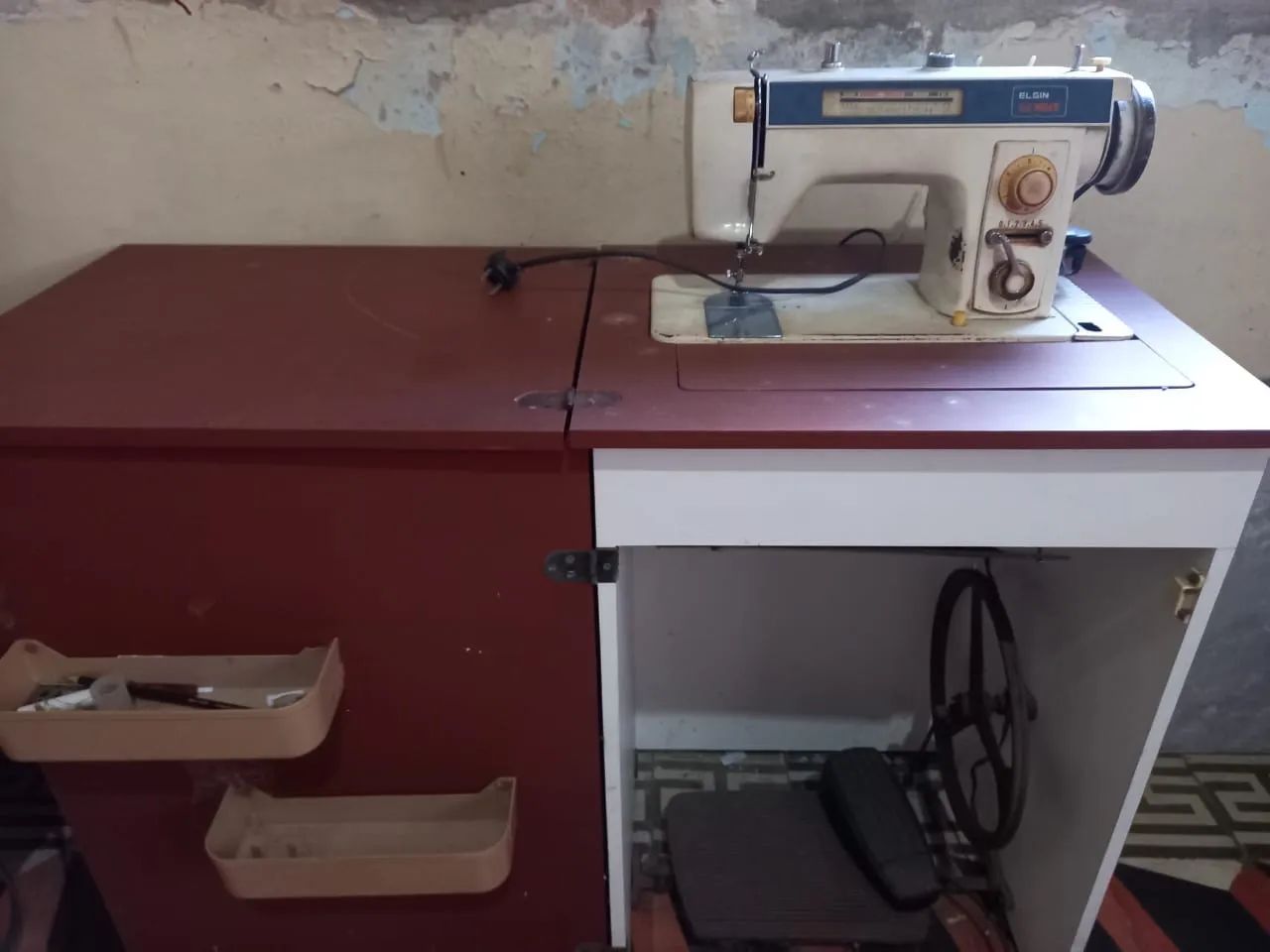 Máquina de costurar - Foto 3