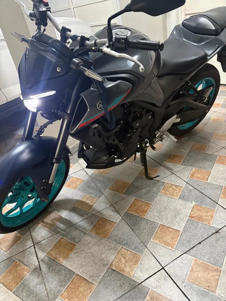 MT 03