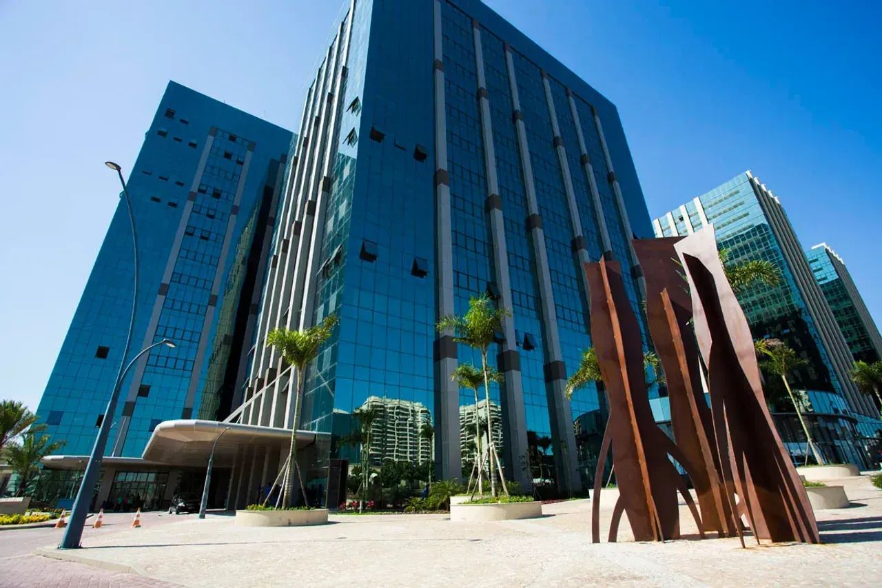Aluguel de sala comerciail no Ceo Coporate Barra da Tijuca