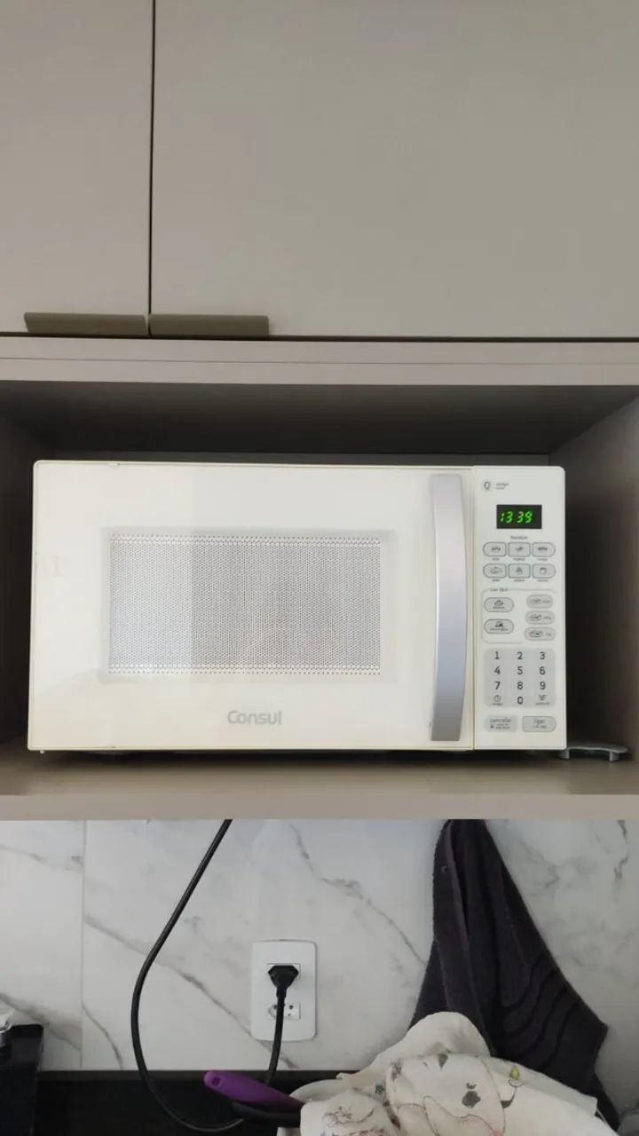 Micro-ondas 20 litros e menu fácil Consul