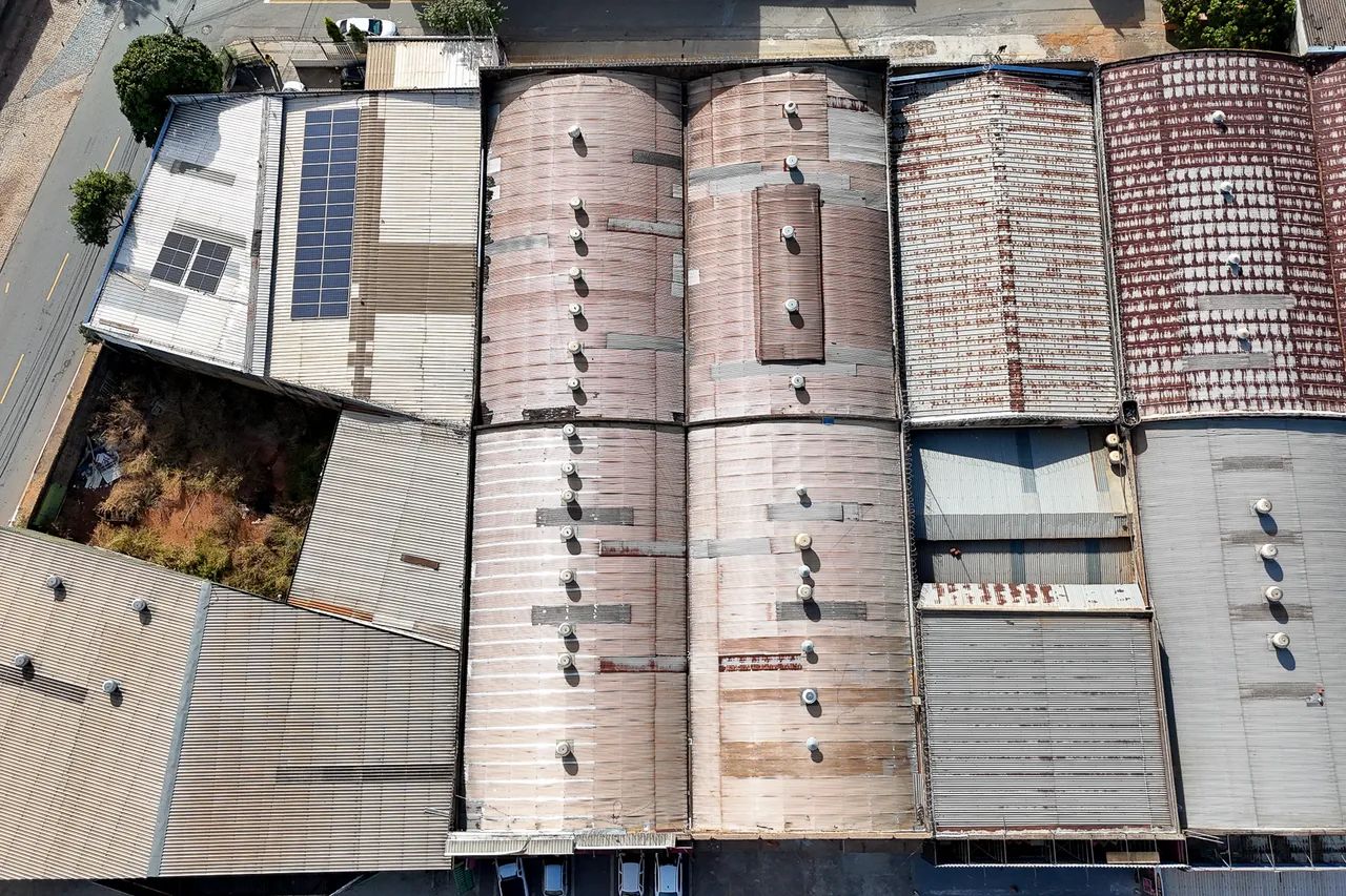 Galpão 840m²  Setor Cândida de Morais/Goiânia | Pé direito duplo - Foto 3