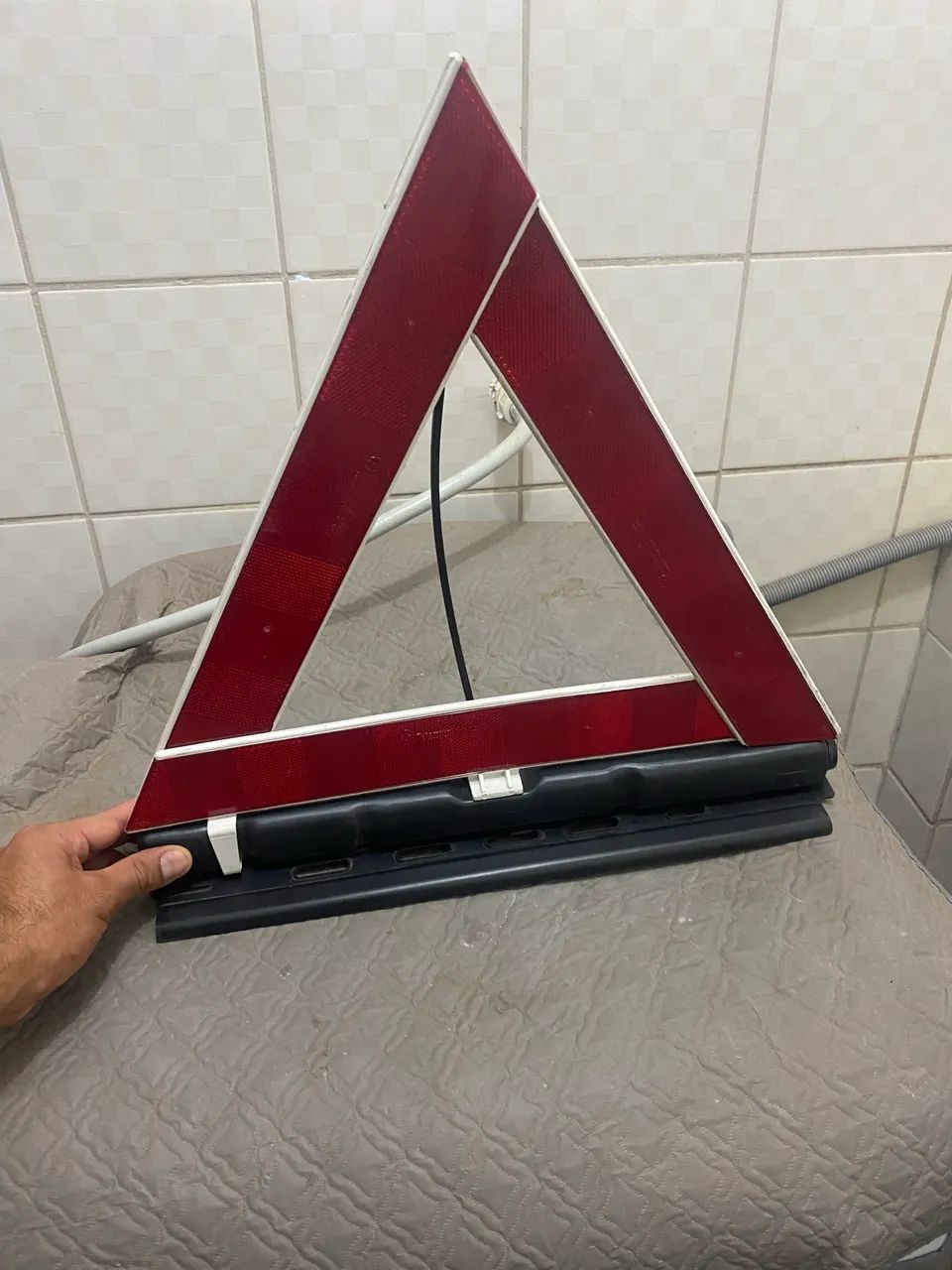 Triângulo de sinalização de carro - Foto 3