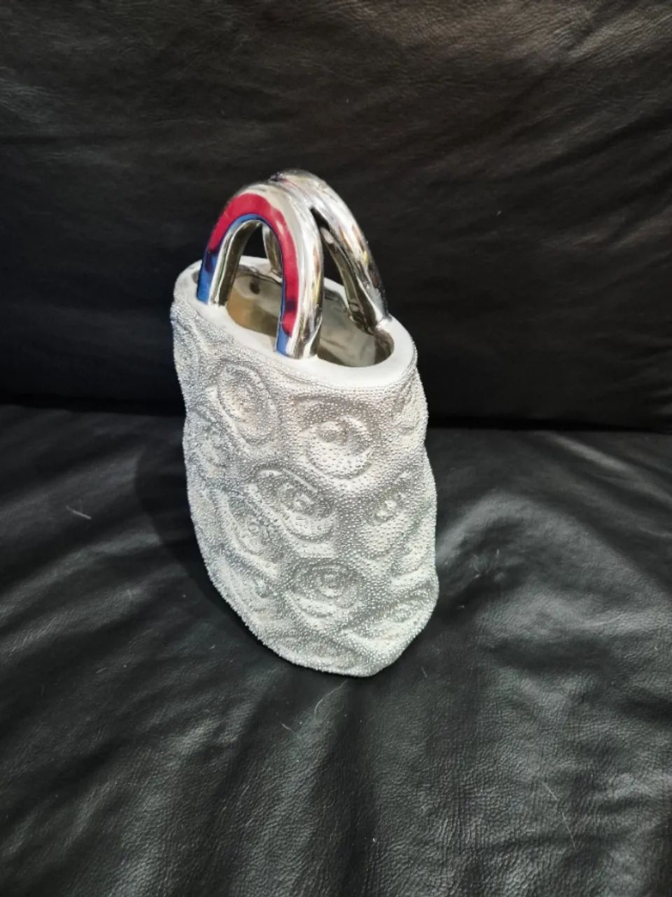 Vaso Decorativo Cerâmica Prata Formato Bolsa 27cm - Foto 4