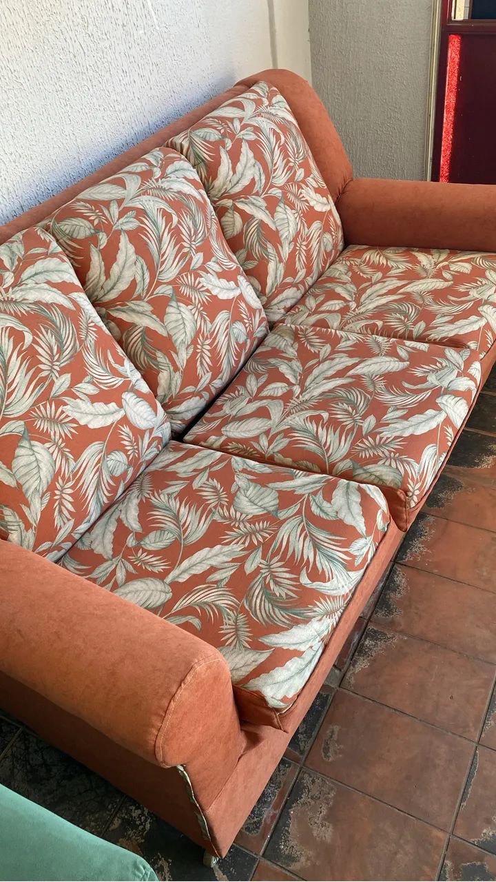Sofá cama- perfeito para apartamentos  - Foto 4