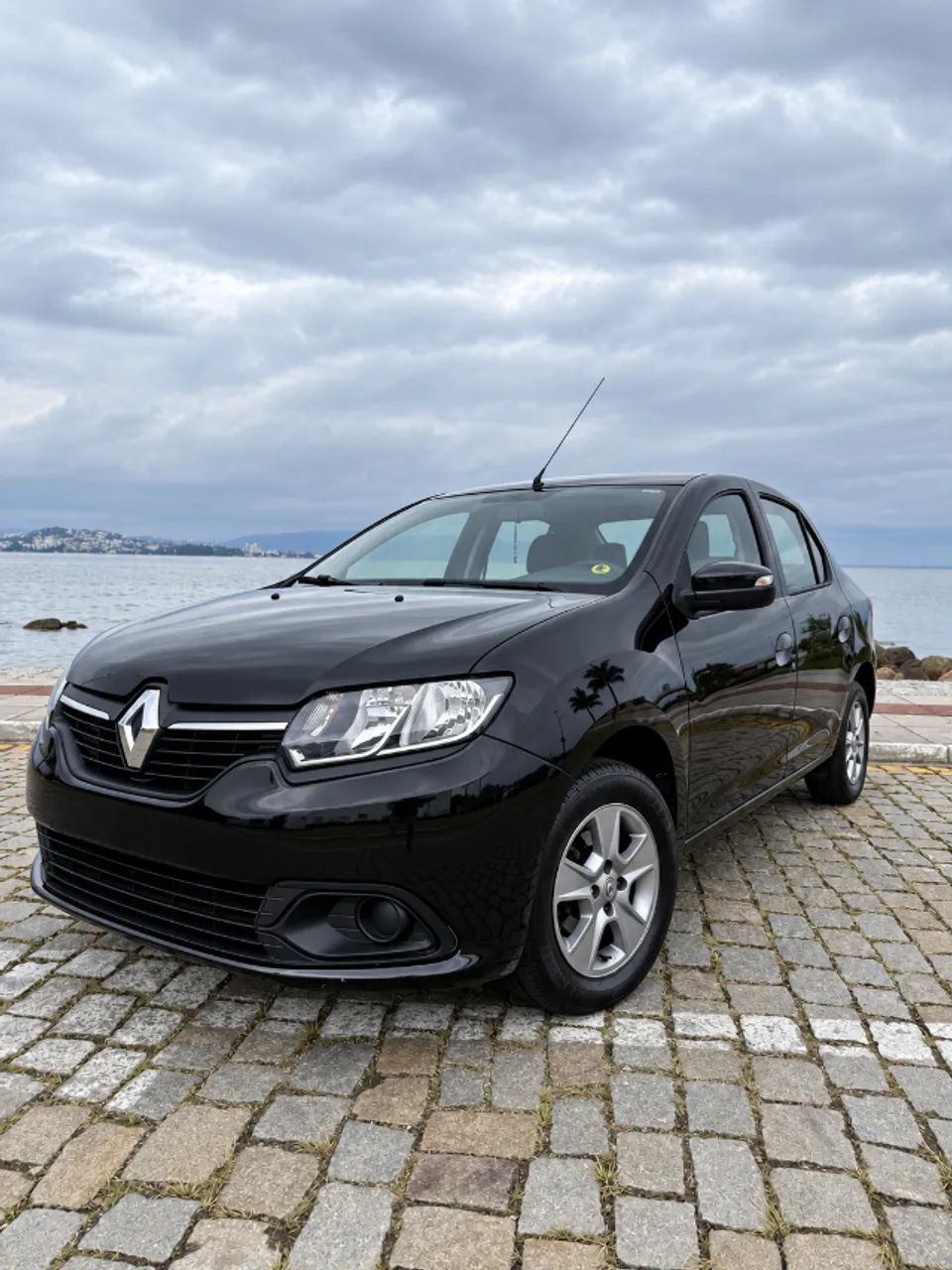 Renault Logan Expression Flex 1.6 16V 4P 2018 - Foto 2