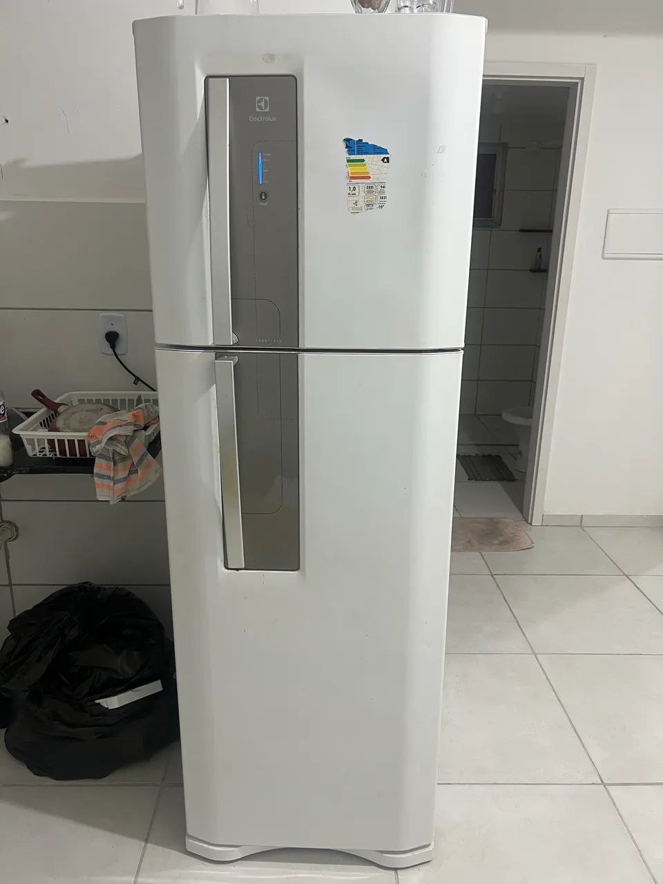 vendo geladeira electrolux 