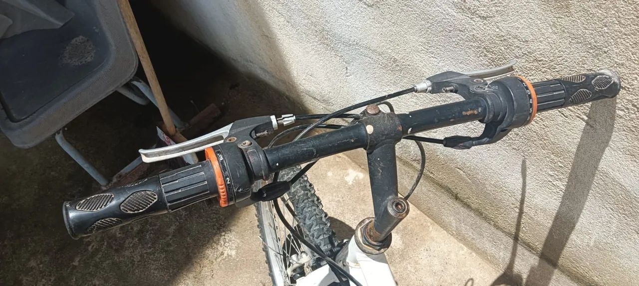 Bicicleta  - Foto 3