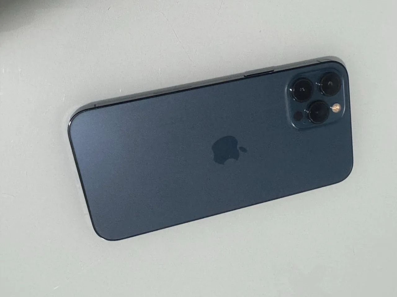 iphone 12 pro max azul pacífico 128gb 75% de bateria 