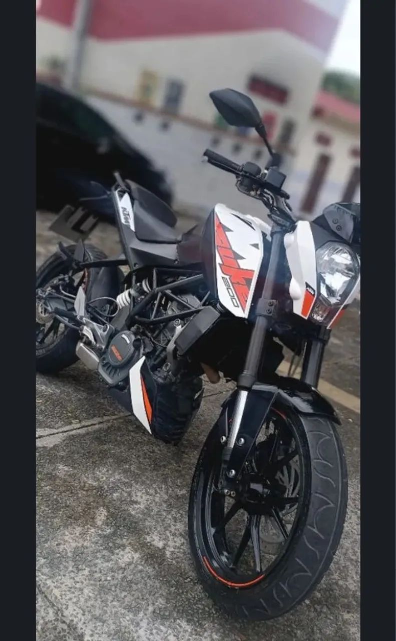 KTM Duke 200