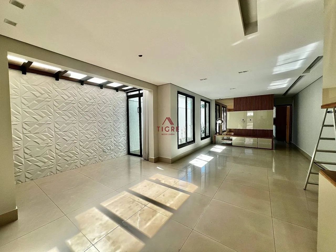 Casa com 3 Quartos 2 suítes para locação, 180m² - Foto 2