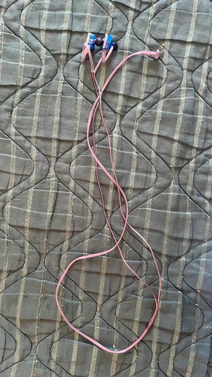 Fone lá zsn-pro usado em bom estado  - Foto 3