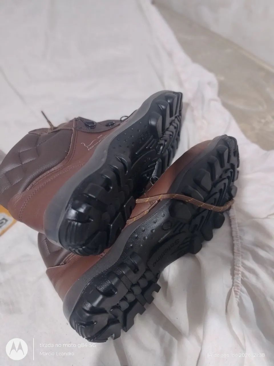 Bota de couro bico de aço  - Foto 3