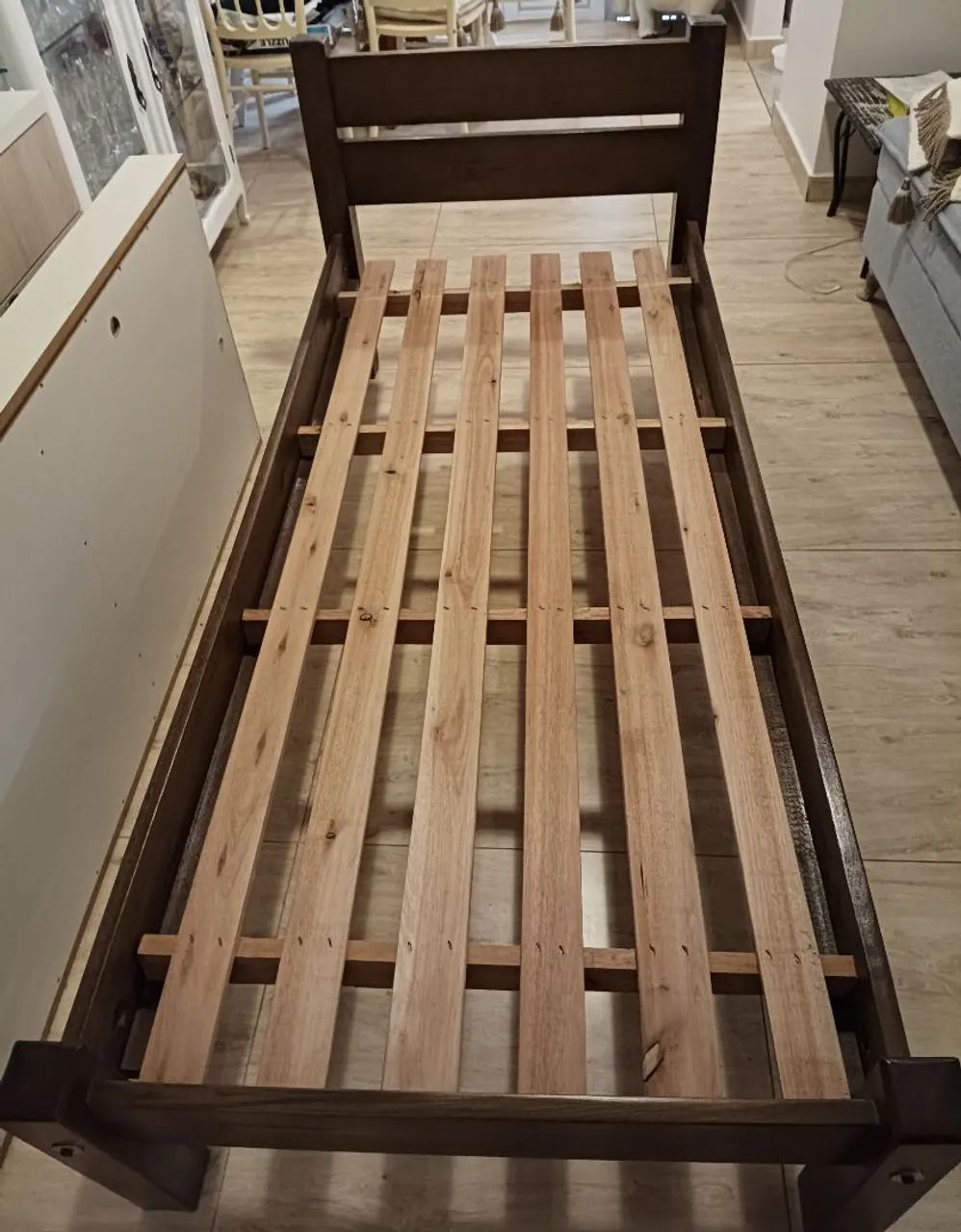 Cama de madeira solteiro - Foto 2
