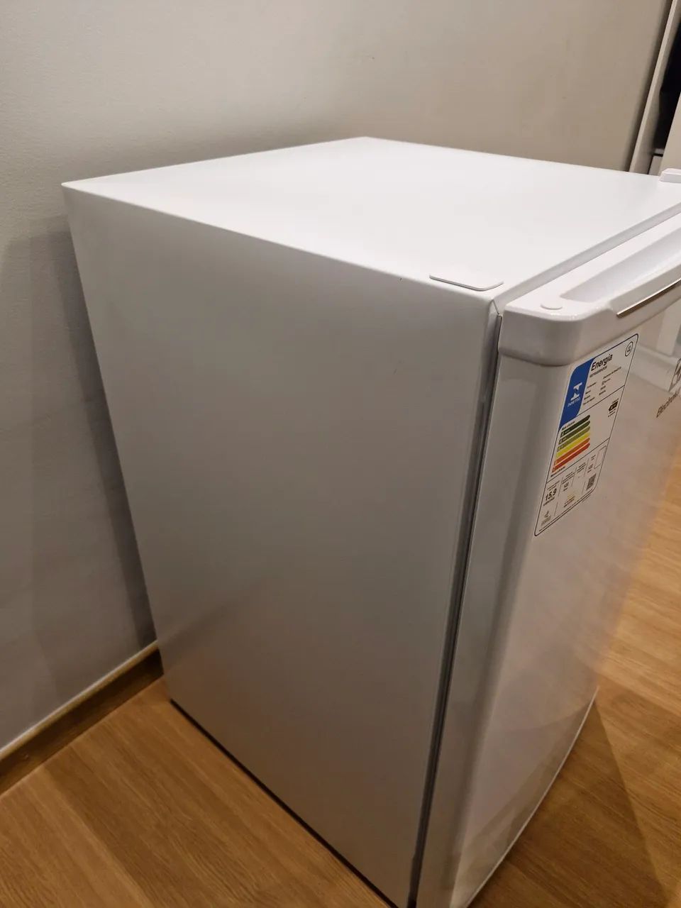 Frigobar Electrolux 122 L  110v Modelo: EM120 - Foto 5