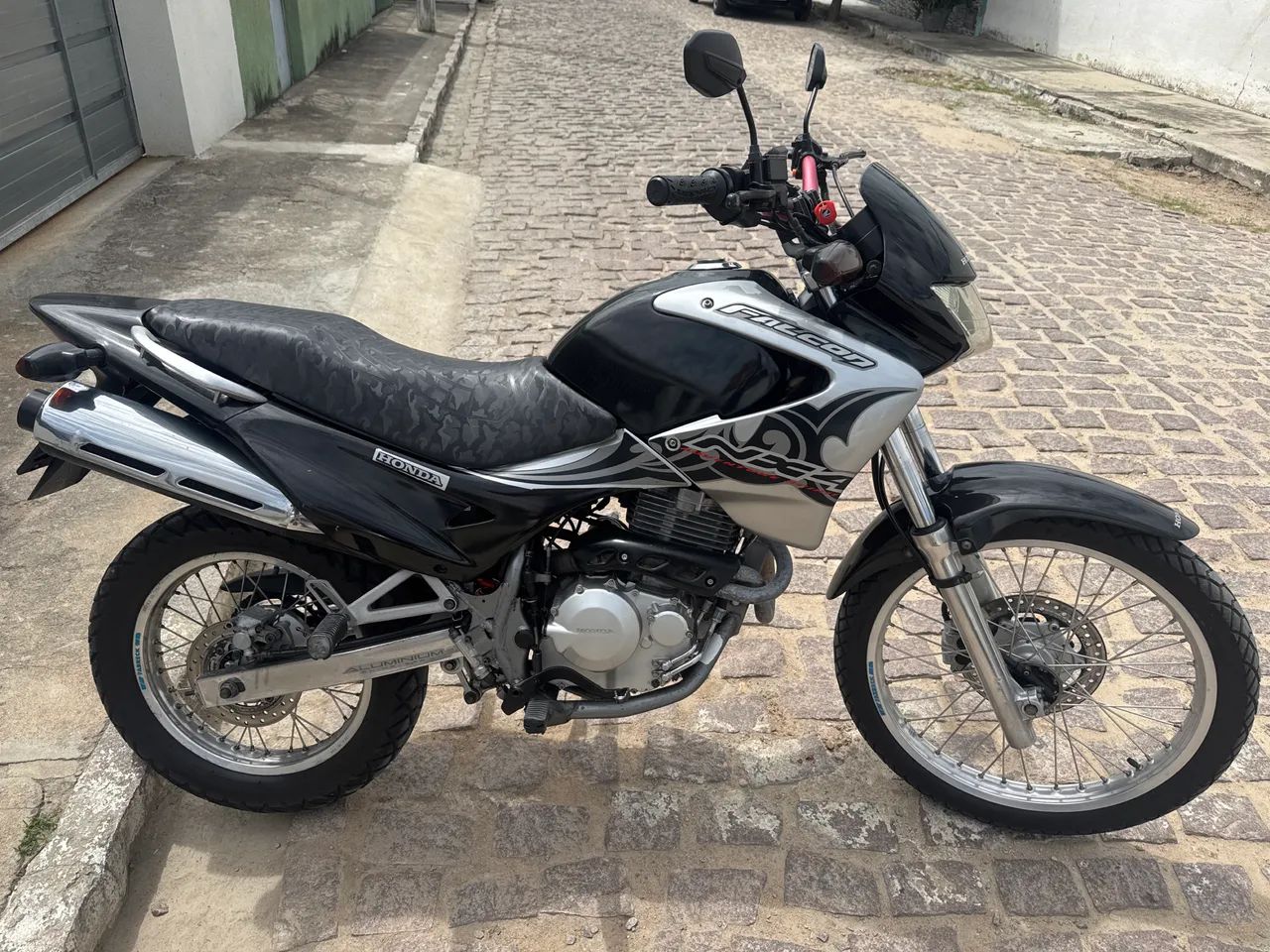 Falcon 400 - Foto 3