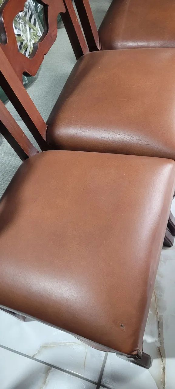 Cadeiras de madeira 210,00 UNIDADE  - Foto 2