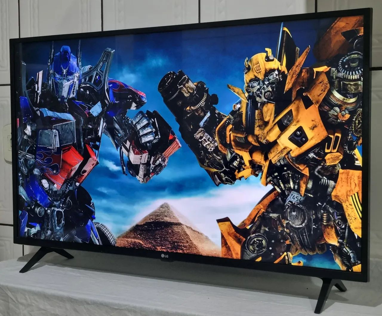 Tv smart 43 polegadas LG Al Thinq 4k  - Foto 2