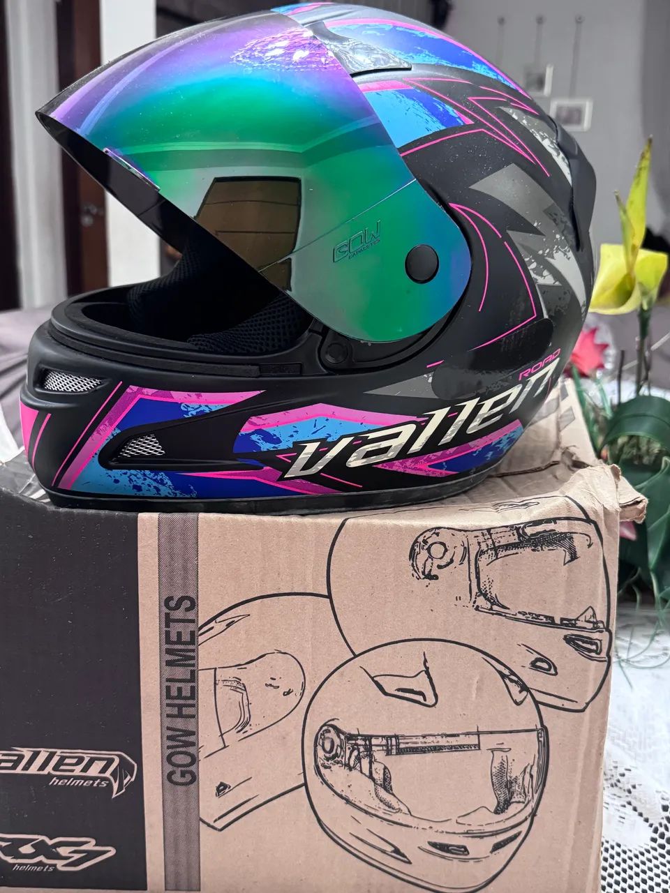 Capacete NOVO na etiqueta! - Foto 2