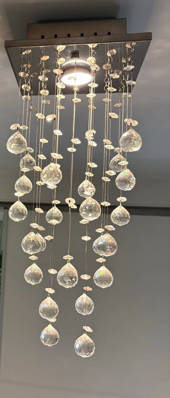 Lustre de cristais + Lâmpada